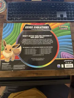 Pokemon Eevee Evolutions Premium Collection Card Game (290-85174) 820650851742 - Image 2