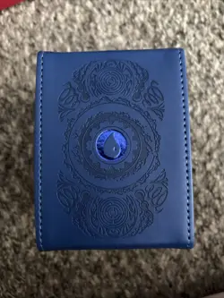Mana 7 Island Alcove Flip Deck Box Storage Protection for Magic: The Gathering - Image 3