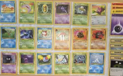 1999-2000 Pokemon Cards 18 Cards PLUS 4 TRAINERS PLUS 4 ENERGY NM/EX - Image 1