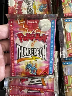 Pokemon Booster Pack Gyarados Thunderbolt Funskool India 2004 Sealed - Image 1
