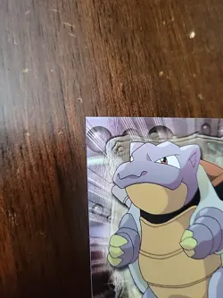 NM! HOLO FOIL RAYS #09 Blastoise - Topps Pokemon Series 1 Black Logo 1999 - Image 3