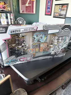 Pokemon Unova Heavy Hitters Premium Collection Black Bolt White Flare New DESC - Image 1