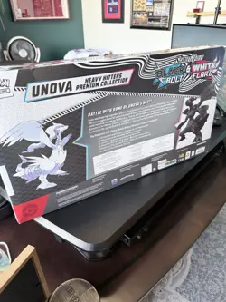 Pokemon Unova Heavy Hitters Premium Collection Black Bolt White Flare New DESC - Image 3