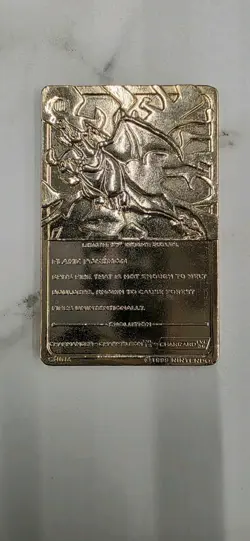 NINTENDO CHARIZARD LIMITED EDITION 23K GOLD PLATED TRADING CARD - Image 4