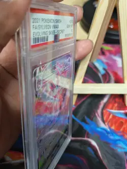 Pokemon TCG Sylveon VMAX Evolving Skies Card 212/203 Secret Rare PSA 10 - Image 4