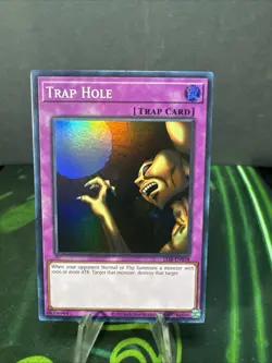 Trap Hole LOB-058 Hobby League 3 Unlimited Nm Rare Yu-Gi-Oh - Image 1