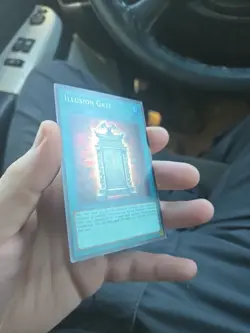 MZMU-EN023 Illusion Gate Secret Rare 1st Edition YuGiOh NM - Image 2