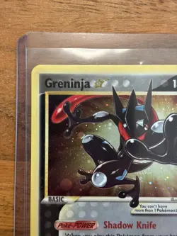 Pokemon TCG - Greninja Gold Star Holo Promo SWSH144 - CELEBRATIONS - NEAR MINT - Image 3