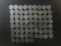 2025 Pokemon TCG Machop Psyduck Bulbasaur Charizard Zapdos Coin Lot*68 FN45 - Image 2