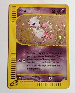 Pokemon: Mew 19/165 Holo Rare card. Expedition Set Nice swirl. MP - Image 1