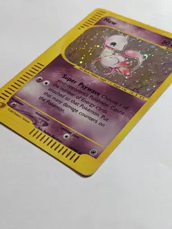 Pokemon: Mew 19/165 Holo Rare card. Expedition Set Nice swirl. MP - Image 3