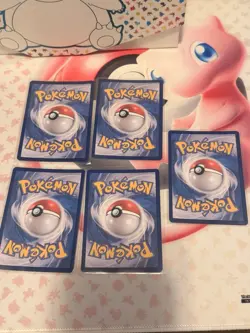 Pokemon Holo Umbreon, Sylveon, Vaporeon, Jolteon, Leafeon V Lot (5 Cards) - Image 2