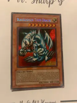 BLAUAUGIGER TOON-DRACHE - SRL-G000 DEUTSCH Yu-Gi-Oh! CARD SECRET RARE HOLO - Image 3