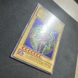 Yugioh Dark Magician LOB-005 Ultra Rare OG Print NM Original Print - Image 3