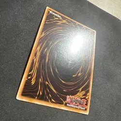 Yugioh Dark Magician LOB-005 Ultra Rare OG Print NM Original Print - Image 5