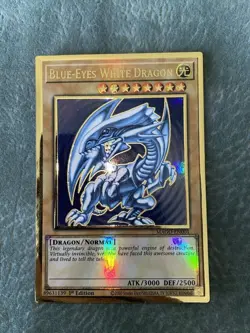 YUGIOH! Blue-Eyes White Dragon (SDK Art) MAGO-EN001 Premium Gold Rare 1st Ed NM - Image 1