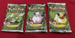 Wizards of the Coast First Edition Pokemon Jungle Booster 3 Pack Portuguese 21gm - Image 1