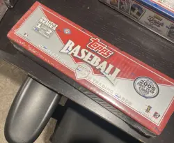 Topps 2005 Baseball Complete Set Factory Sealed Box 733 Cards MLB Rookie - Image 1