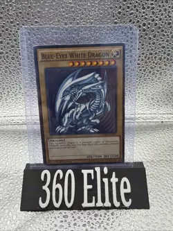 Blue-Eyes White Dragon (Version 2) LDK2-ENK01 Legendary Decks II Unlimited - Image 1