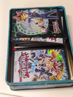 lotto yugioh carte bustine protettive raccoglitore mazzo tin in metallo - Image 3