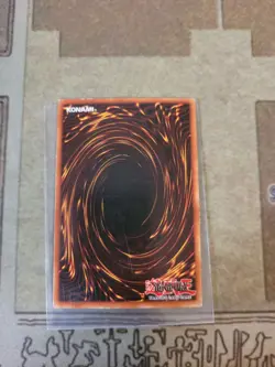 YUGIOH DARK MAGICIAN SDY-006 ULTRA UNLIMITED ED LP - Image 3