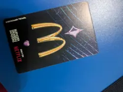 Rumi and Jinu K-pop Demon Hunters Holding Hands McDonald Holo Card - Image 2