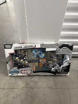 Pokemon Costco UNOVA Heavy Hitters Premium Collection Brand New - Image 1