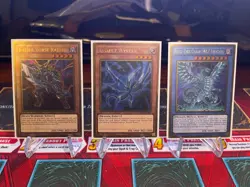 Yugioh The Darkside of Dimension Complete Gold Set - MVP1-ENG 1st Edition NM - Image 3