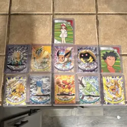 Pokemon Topps misc. Trading Card Lot 12 Cards Dragonite Omastar Eevee Jolteon - Image 1