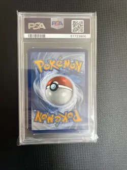 Pokemon TCG Rayquaza Amazing Rare Card #138/185 Vivid Voltage PSA 10 - Image 3