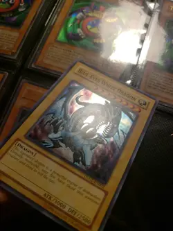 Yu-Gi-Oh! Blue-Eyes White Dragon DLG1-EN002 Super Rare - Image 2