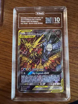 TAG 10 (982) MOLTRES/ZAPDOS/ARTICUNO GX 2019 SUN & MOON #SM210 TAG TEAM - Image 1