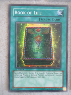 LOT OF 5 YU-GI-OH 1996 HOLO CARDS BLUE EYES SHINING DRAGON X3 BOOK OF LIFE ETC - Image 5