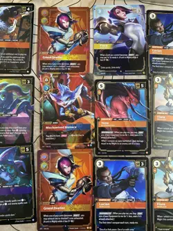 Riftbound cards, 143 normal cards, 12 lands, 9 Buff, 19 Runes, 18 Foil,20 champs - Image 2