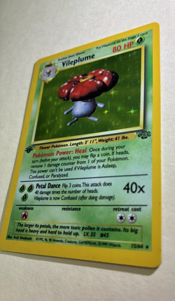 Vileplume 15/64 Holo Rare 1st Edition Jungle LP Pokemon - Image 3