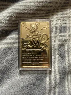 23 K Gold Plated Mew Two Pokemon Card (Nintendo 1999) W/ Case - Image 4