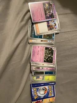 Pokemon TCG Mixed Card Lot - Image 2