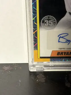 Bryan Reynolds Auto /10 2025 Topps Chrome 1990 Topps Insert SSP Pirates 🔥 - Image 4