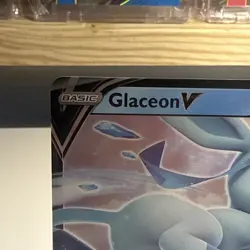 Pokemon TCG Glaceon v Crown Zenith Holo Ultra Rare Card 038/159 NM Condition - Image 3