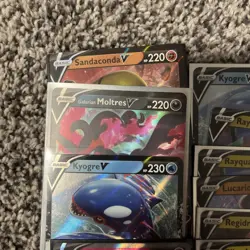 Pokemon TCG V Card Lot Near Mint 33 cards Sword&Shield Era - Image 2