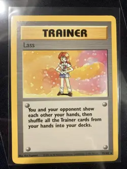 👩🏻‍🦰Lass 075/102 Base Set Regular Unlimited. - Pokemon Tcg Lp Single Card - Image 1