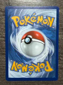 POKEMON FULL ART PIKACHU 005/025 RARE CELEBRATIONS 2021 LP + ARCEUS SLEEVE - Image 5