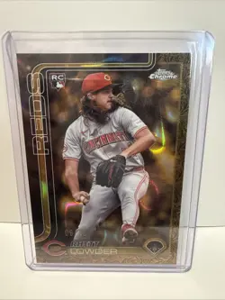 2025 Topps Gilded Rhett Lowder Rookie /10 Black Refractor Reds - Image 1