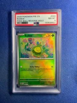 2025 POKEMON PRE EN-PRISMATIC EVOLUTIONS POKE BALL REVERSE HOLO #004 BUDEW PSA 8 - Image 1