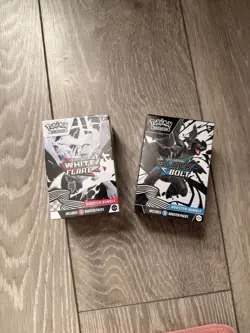 Pokemon TCG Black Bolt/White Flare Booster Bundle New &Sealed - Image 4