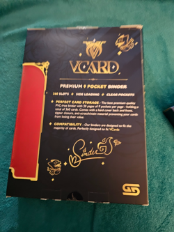 V Card Rising Stars 9-Pocket Binder Sinder Edition (Collector's Item) RARE - Image 2