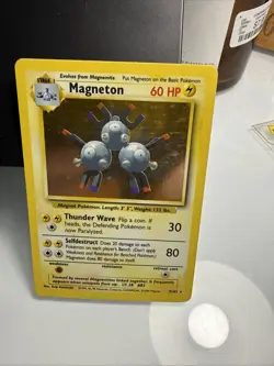 Pokemon Base Set Magneton Holo Card 009/102 WOTC - Image 1