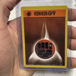 Fighting Energy 127/132 Gym Challenge Regular - Pokemon Card Vintage Pokemon NM - Image 1