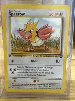 Spearow 1st Edition Jungle Set 62/64 Pokemon Card - DUTCH - Image 1