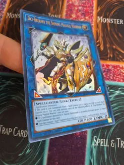 Yugioh Day-Breaker the Shining Magical Warrior SR08-EN040 Ultra 1st Edition NM - Image 2